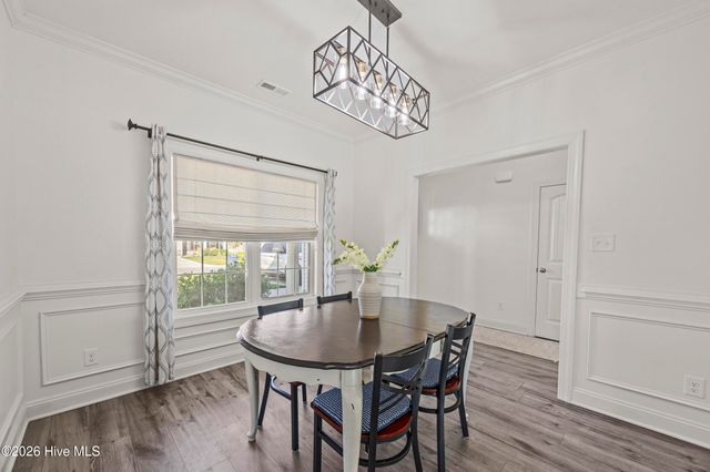 323 Windmill Light Way, Sneads Ferry, NC 28460