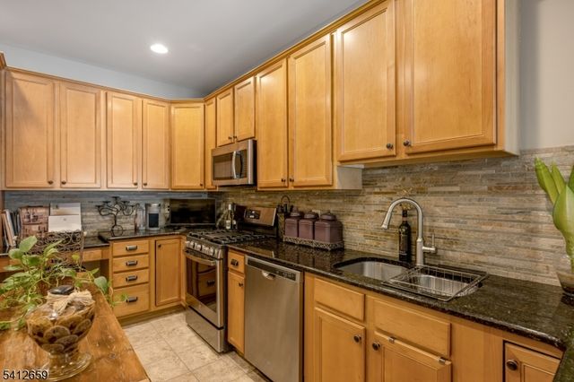 3213 Warrens Way, Wanaque Boro, NJ 07465