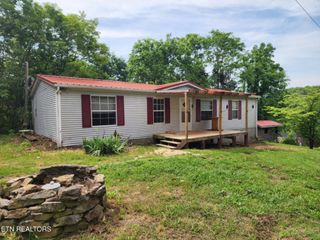 1539 Creek Side Drive, Sevierville, TN 37876