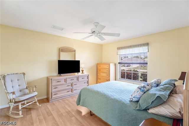 219 NE 7th PL, Cape Coral, FL 33909