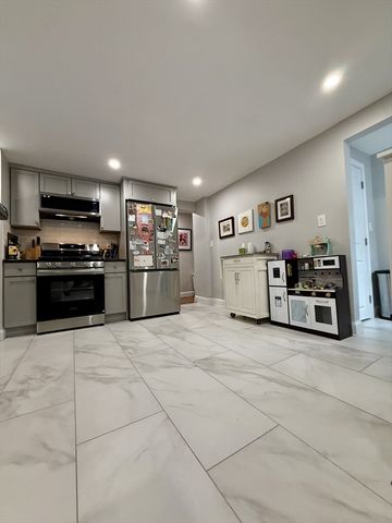 74 Seminole Ave, Waltham, MA 02451