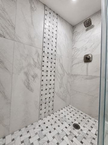 74 Seminole Ave, Waltham, MA 02451