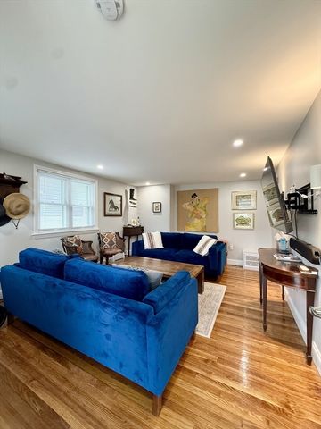 74 Seminole Ave, Waltham, MA 02451