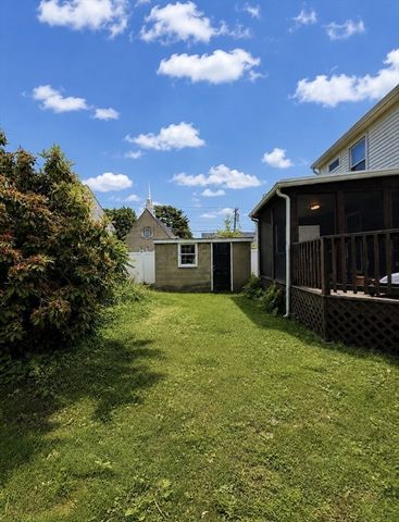 74 Seminole Ave, Waltham, MA 02451