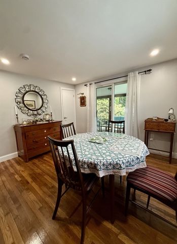 74 Seminole Ave, Waltham, MA 02451