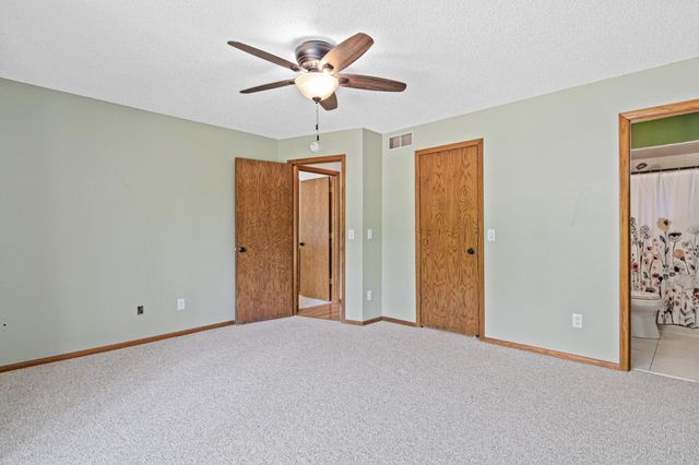 13880 Pennock Avenue, Apple Valley, MN 55124