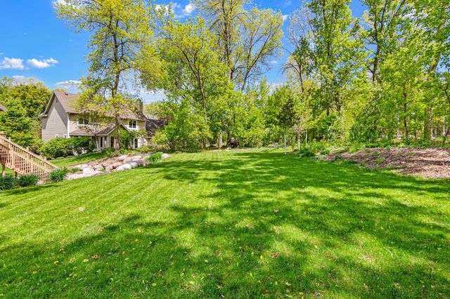 13880 Pennock Avenue, Apple Valley, MN 55124