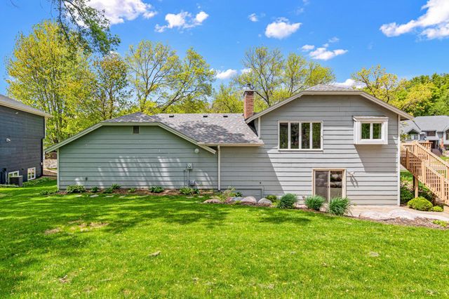 13880 Pennock Avenue, Apple Valley, MN 55124