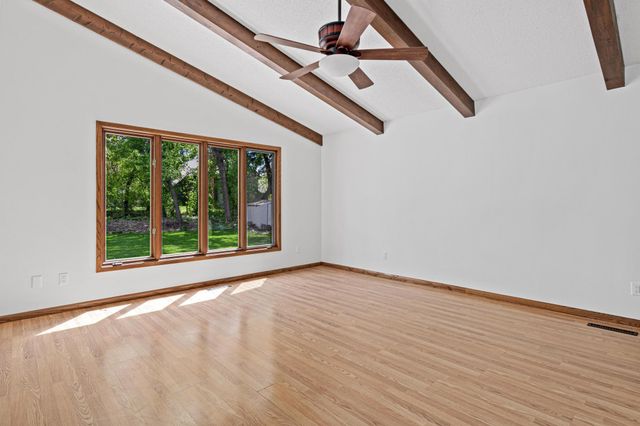13880 Pennock Avenue, Apple Valley, MN 55124