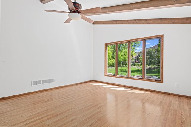 13880 Pennock Avenue, Apple Valley, MN 55124