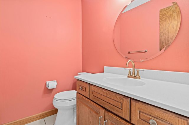 13880 Pennock Avenue, Apple Valley, MN 55124