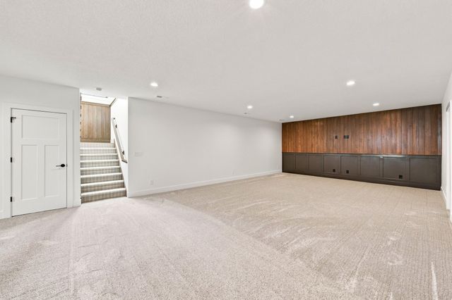 1918 NE Pine Lake Circle, Ankeny, IA 50021