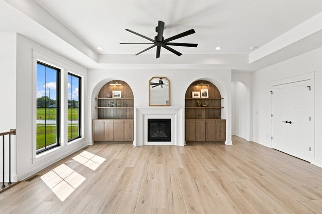 1918 NE Pine Lake Circle, Ankeny, IA 50021