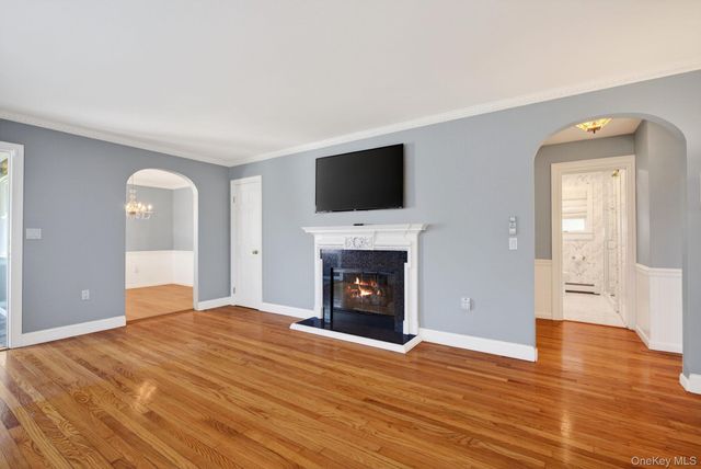 146 Leggs Mills Road, Lake Katrine, NY 12449