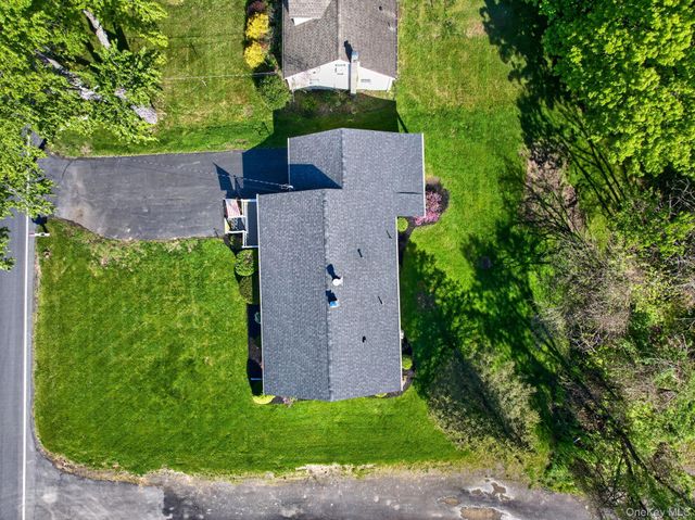146 Leggs Mills Road, Lake Katrine, NY 12449