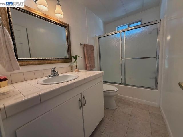 3231 Vineyard Ave 147, Pleasanton, CA 94566