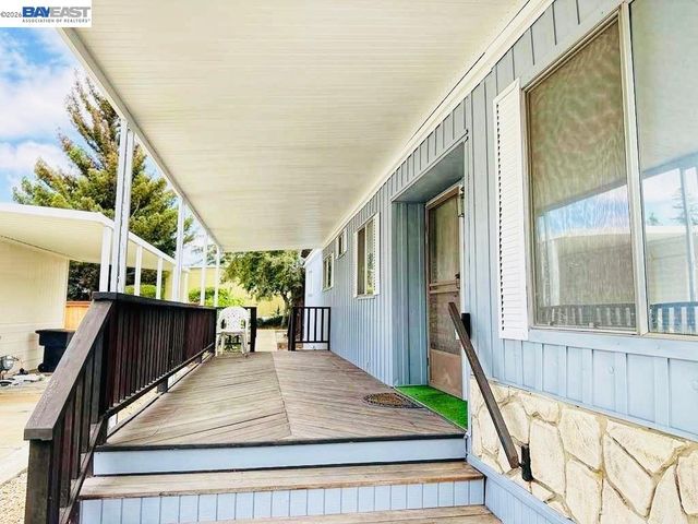 3231 Vineyard Ave 147, Pleasanton, CA 94566