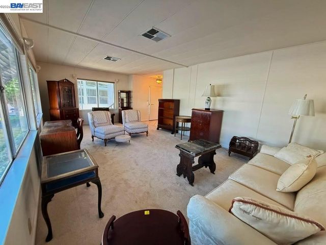 3231 Vineyard Ave 147, Pleasanton, CA 94566