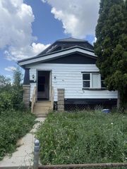 3295 N 29th STREET, Milwaukee, WI 53216