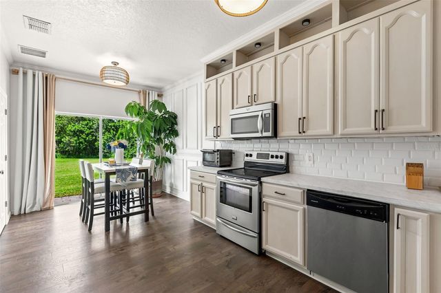 16424 CEDAR CREST DRIVE, Orlando, FL 32828