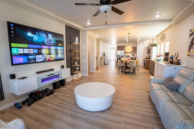 633 LOGWOOD Avenue, Canutillo, TX 79835