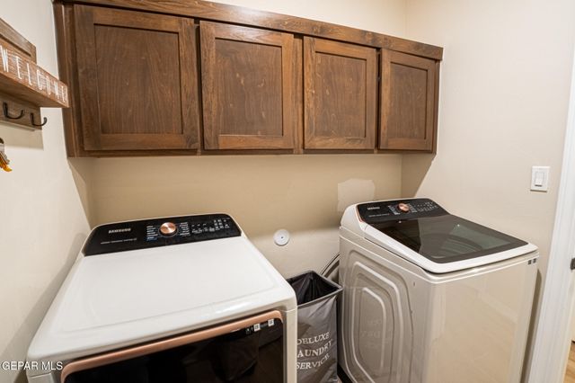 633 LOGWOOD Avenue, Canutillo, TX 79835