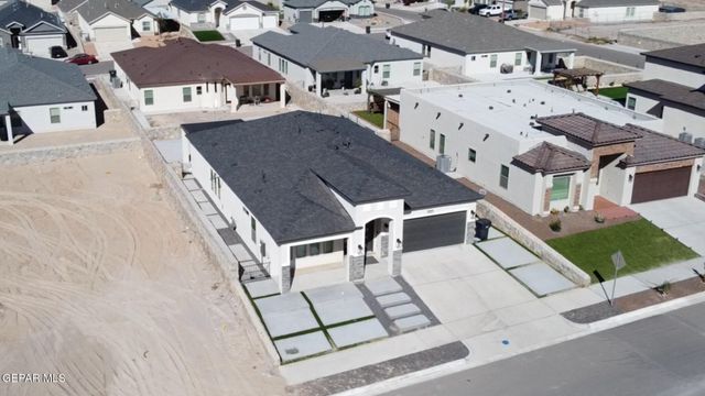 633 LOGWOOD Avenue, Canutillo, TX 79835