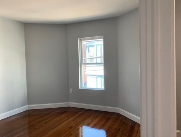 19 Park 1, Salem, MA 01970