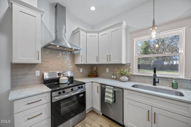 148 N State Street, Haw River, NC 27258