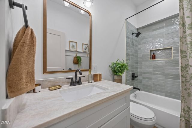 148 N State Street, Haw River, NC 27258