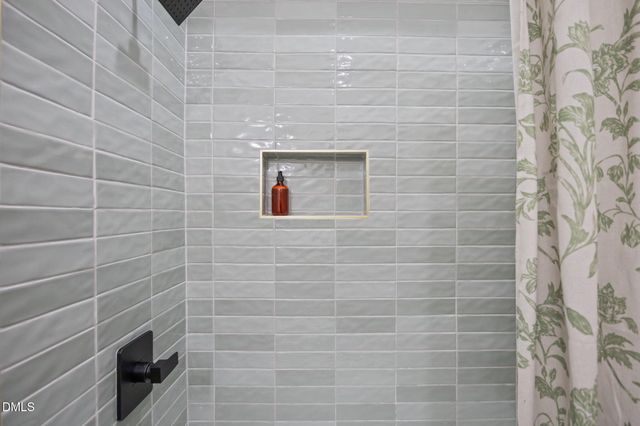 148 N State Street, Haw River, NC 27258