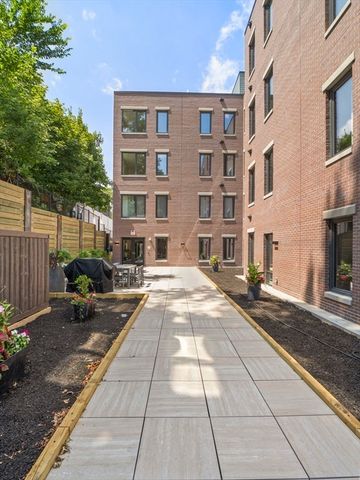 249 Corey Rd 201, Boston, MA 02135