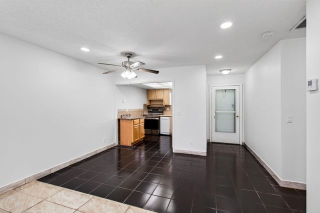 2522 Emory Dr Drive E I, West Palm Beach, FL 33415