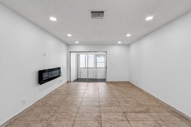 2522 Emory Dr Drive E I, West Palm Beach, FL 33415