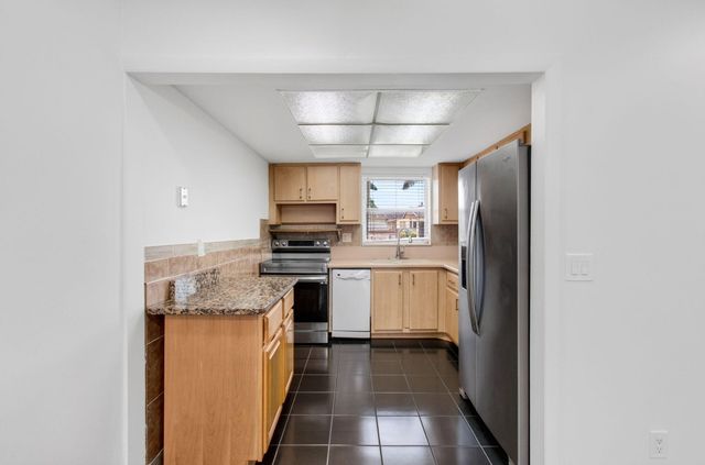 2522 Emory Dr Drive E I, West Palm Beach, FL 33415