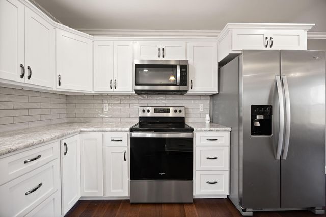 81 Grand Crossing Court, Somerset, KY 42503