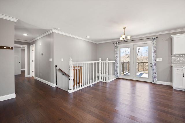 81 Grand Crossing Court, Somerset, KY 42503