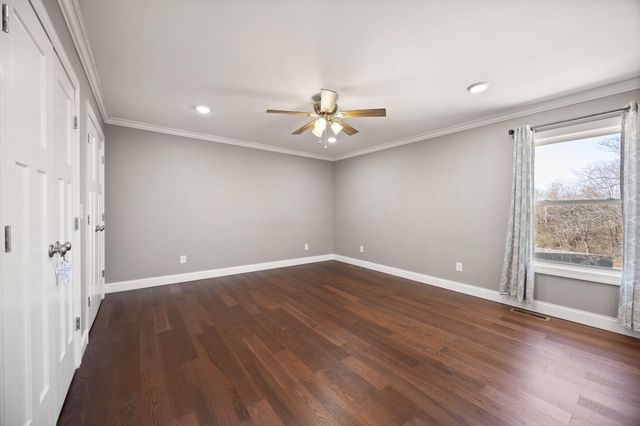 81 Grand Crossing Court, Somerset, KY 42503