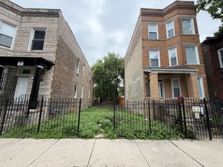 3031 W Lexington Street, Chicago, IL 60612