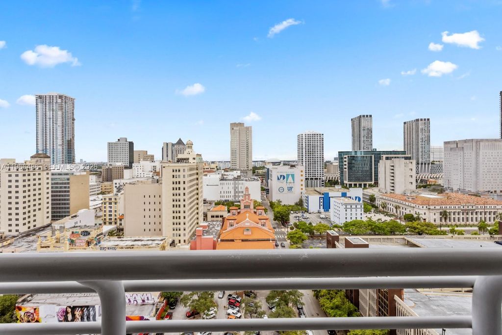 133 NE 2nd Ave 1815, Miami, FL 33132