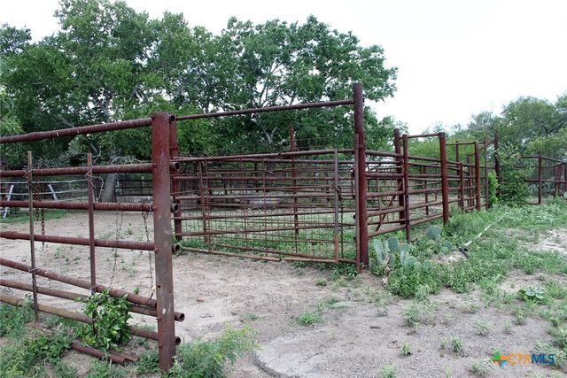 9411 Fm-86, Lockhart, TX 78644