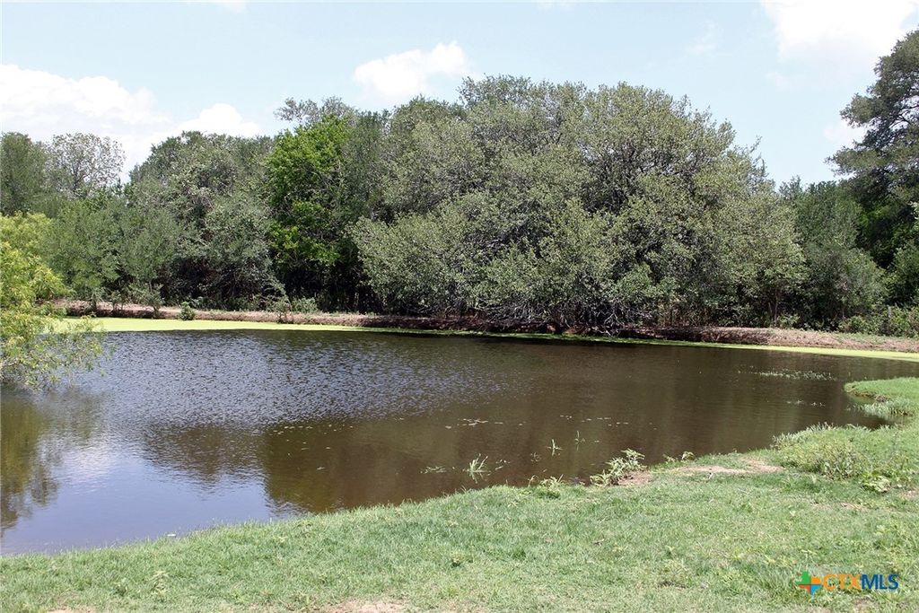 9411 Fm-86, Lockhart, TX 78644