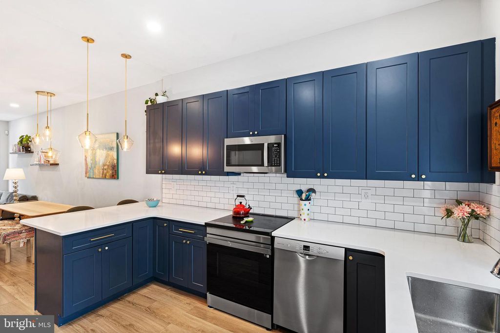 728 S 21ST ST, PHILADELPHIA, PA 19146 — photo 4