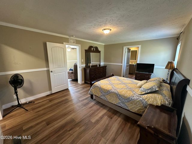 4214 8th Street SE, Southport, NC 28461