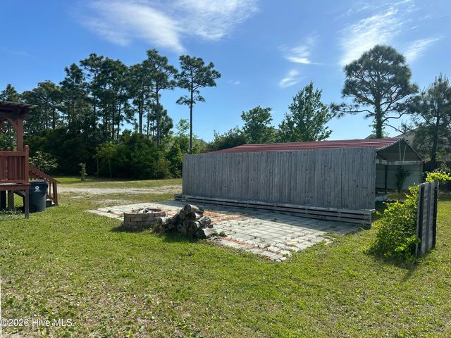 4214 8th Street SE, Southport, NC 28461