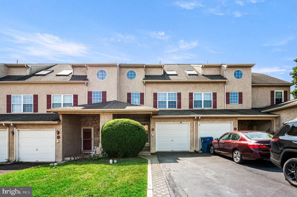 218 PARKVIEW DR, Souderton, PA 18964
