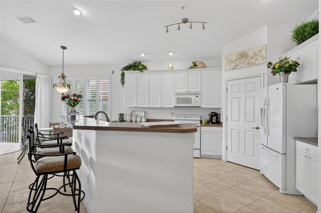 3336 SUNSET KEY CIRCLE D, Punta Gorda, FL 33955