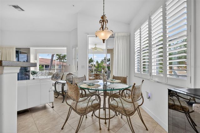 3336 SUNSET KEY CIRCLE D, Punta Gorda, FL 33955
