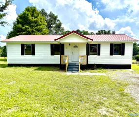 1331 Arlington Road, Arab, AL 35016