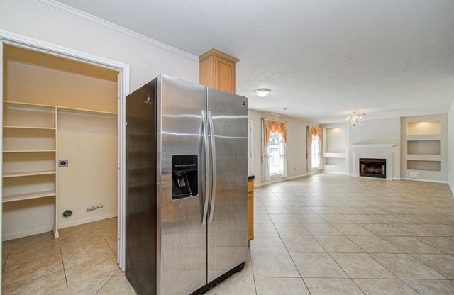 5415 Oak Falls Drive, Houston, TX 77066